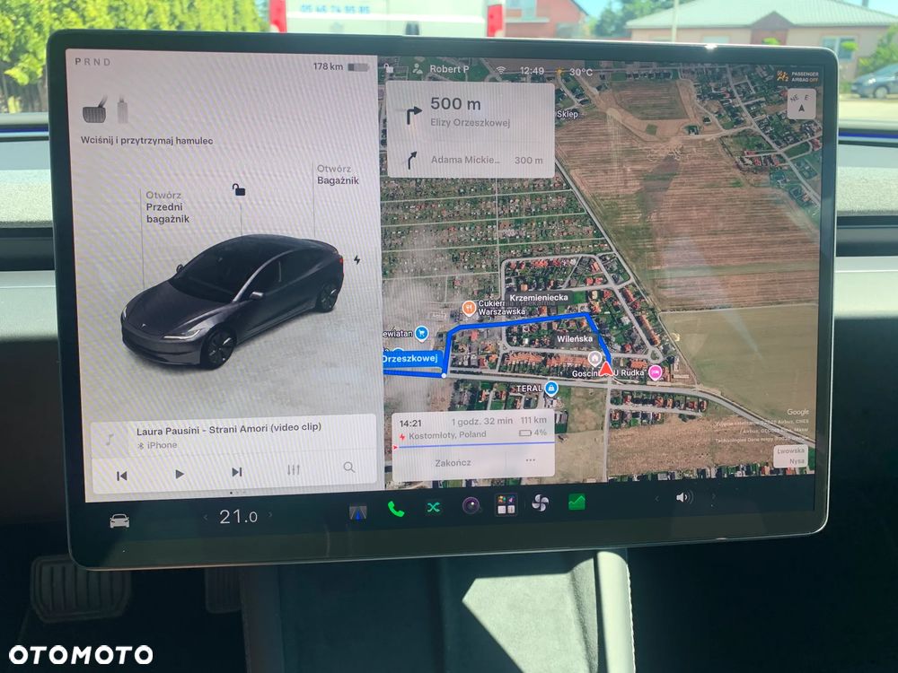 Tesla Model 3 AWD - 33