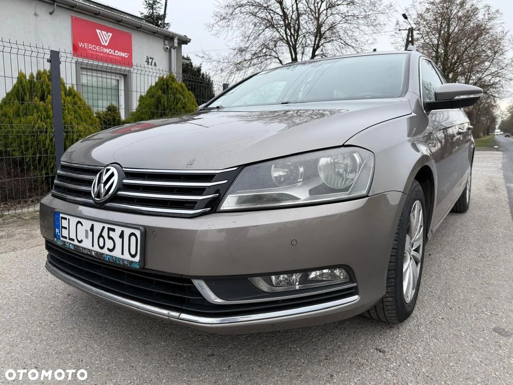 Volkswagen Passat - 2