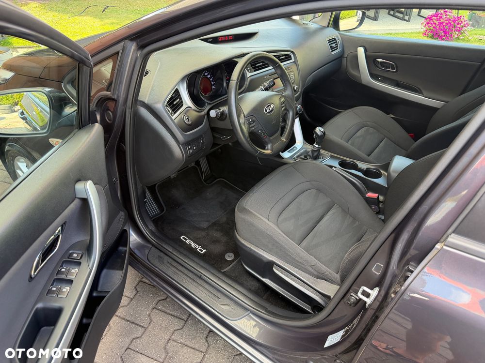 Kia Ceed 1.4 CVVT Edition 7 - 17
