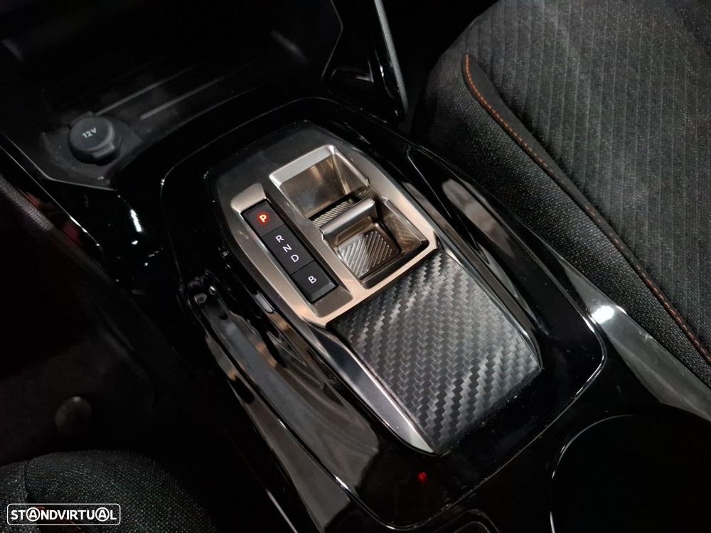 Peugeot e-2008 54 kWh Style - 18