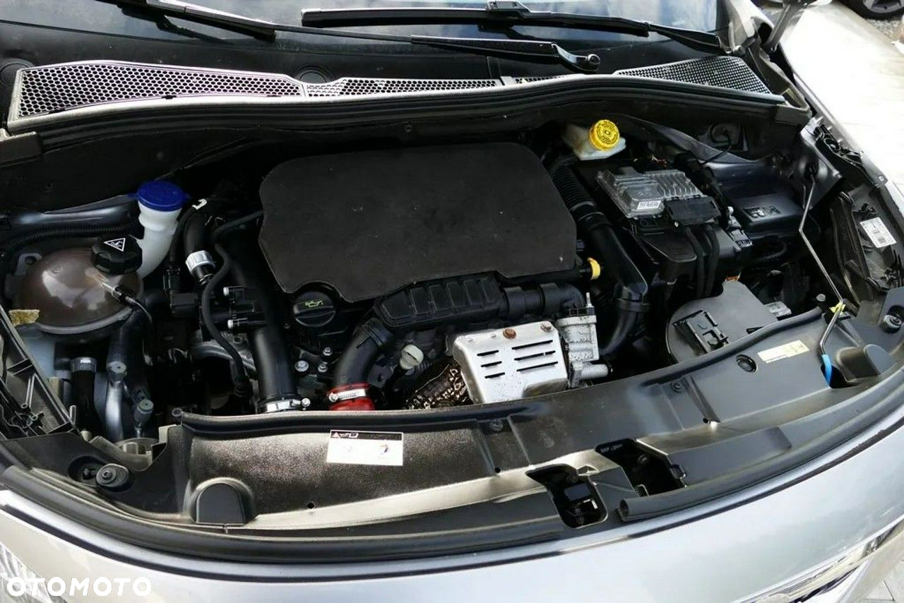 Peugeot 2008 1.2 Pure Tech GPF Allure S&S - 30