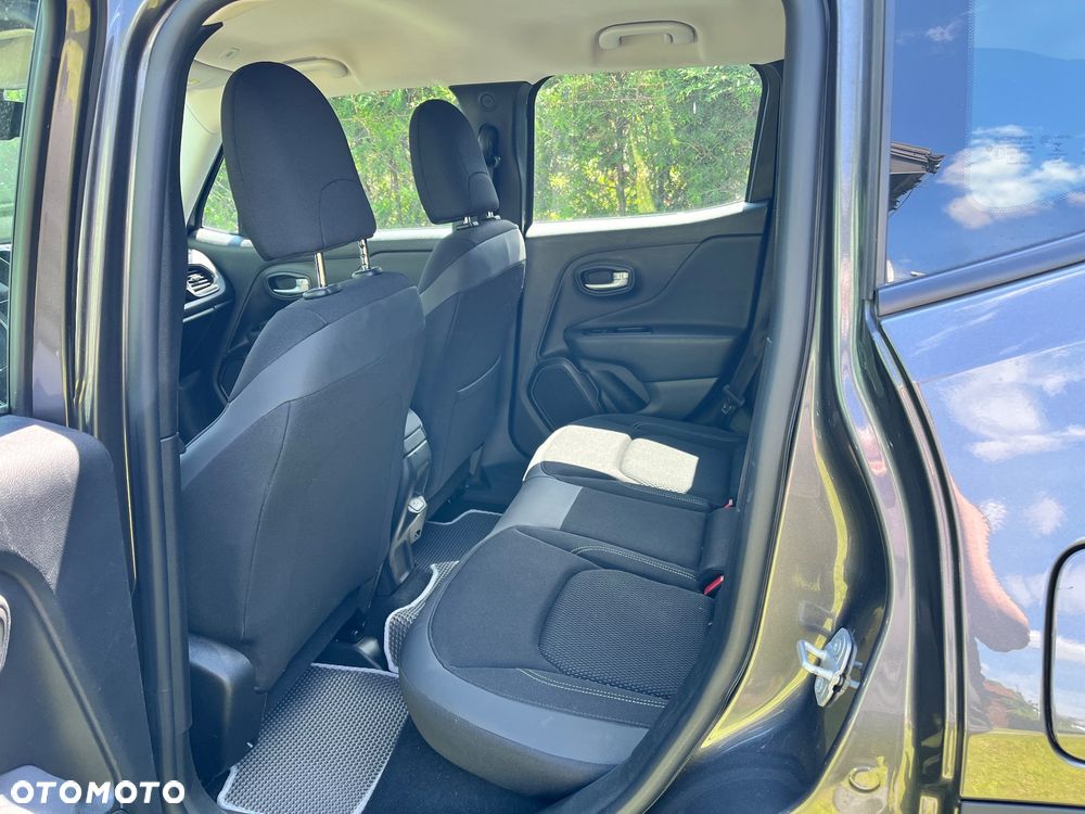 Jeep Renegade - 18