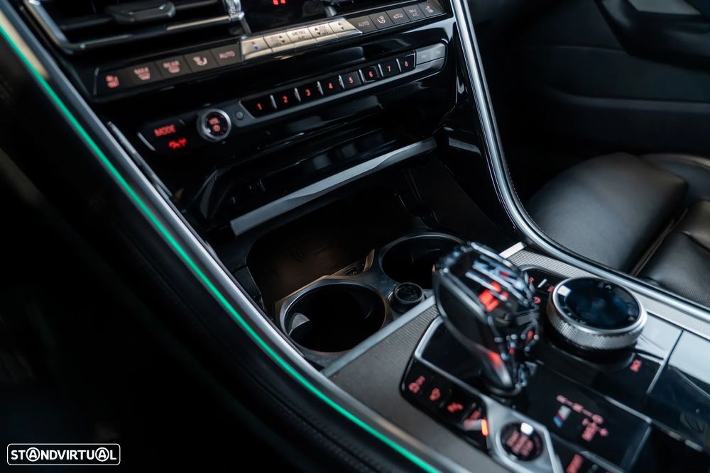 BMW M850i - 25