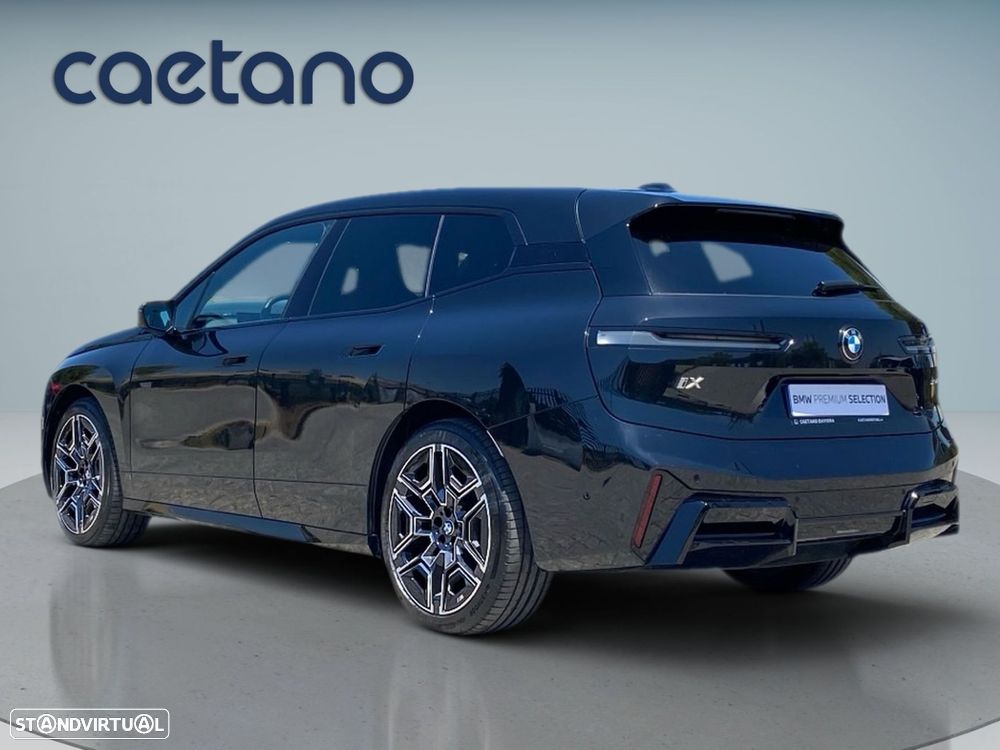 BMW iX xDrive 45 Pack Desportivo Pro - 31
