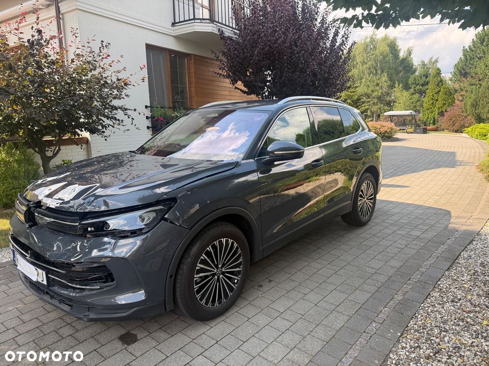 Volkswagen Tiguan 1.5 eTSI Elegance DSG - 5