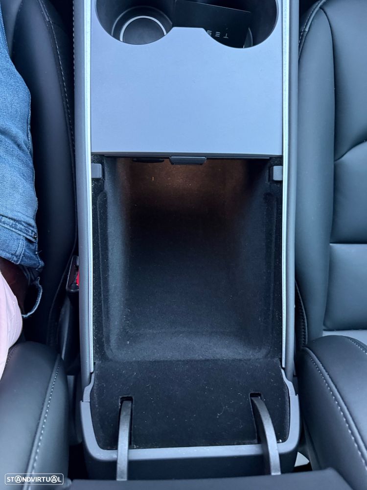 Tesla Model Y Standard - 16
