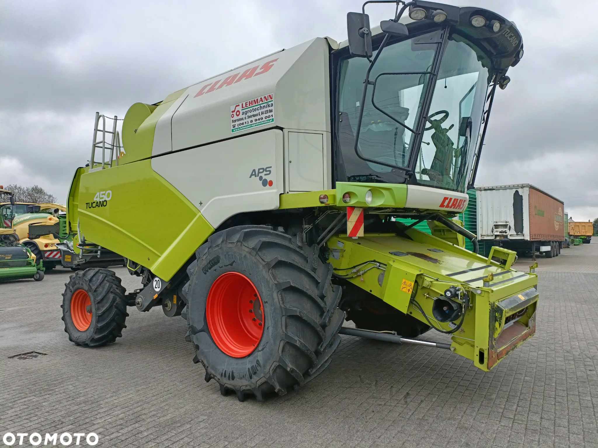 Claas Tucano 450 - 2