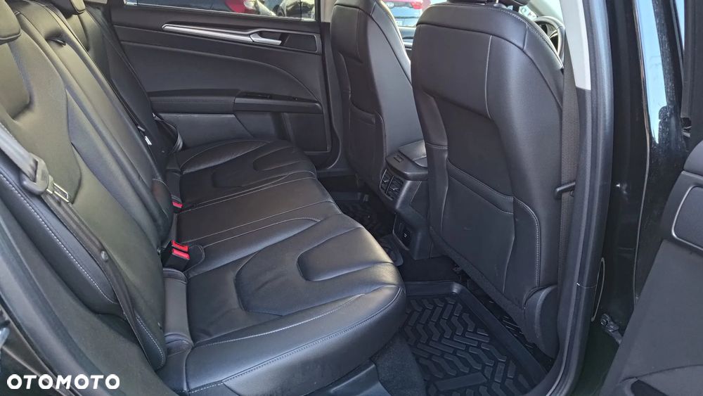 Ford Mondeo 2.0 TDCi STart-Stopp PowerShift-Aut Titanium - 18