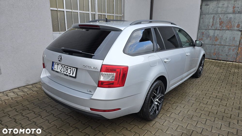 Skoda Octavia 1.6 TDI Ambition DSG - 33