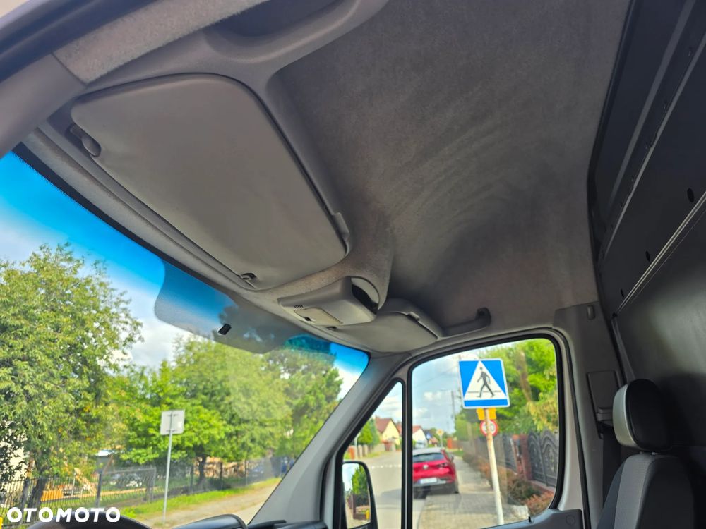 Volkswagen Crafter - 15