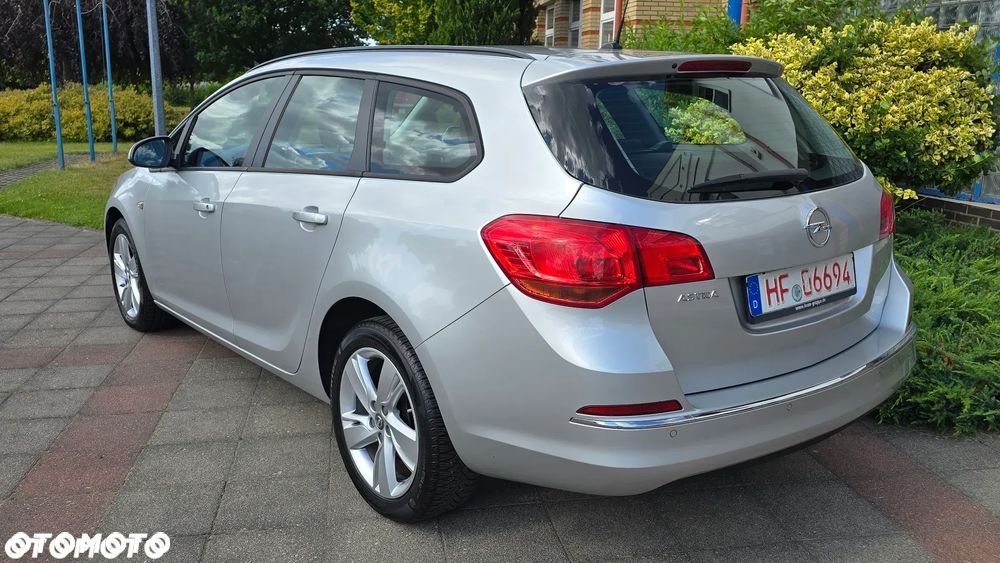 Opel Astra - 4