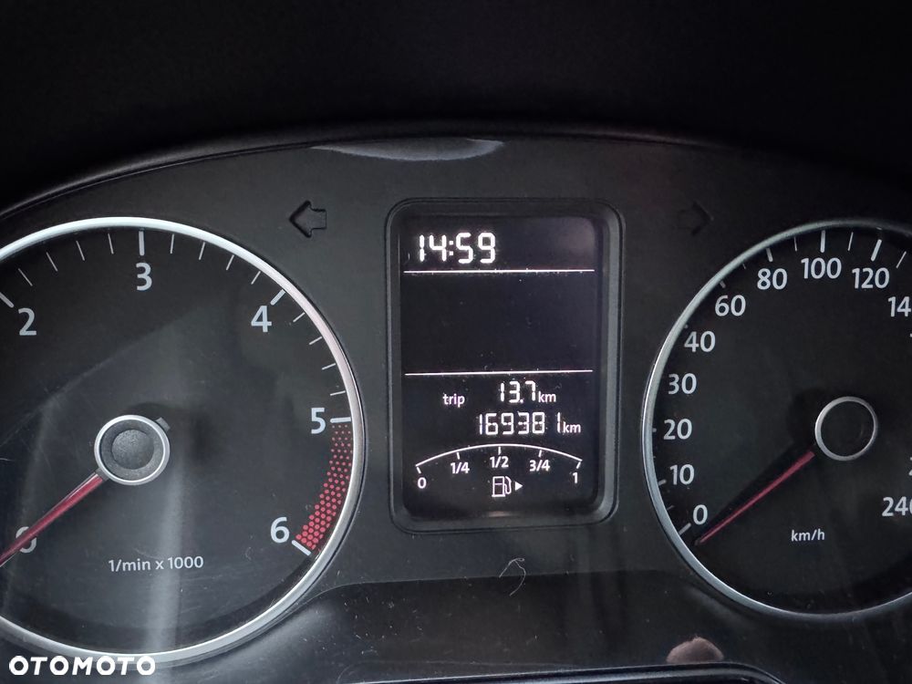 Volkswagen Polo 1.6 TDI DPF BlueMot Highline - 10