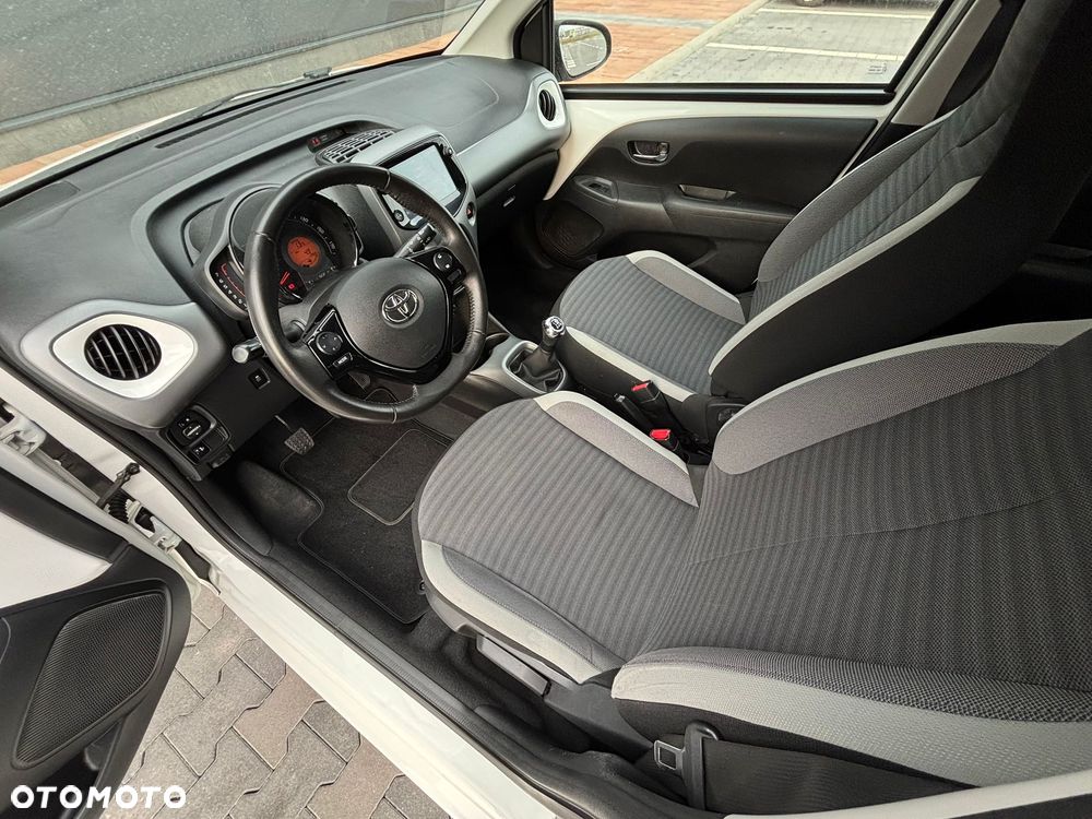 Toyota Aygo 1.0 VVT-i Black Edition - 18