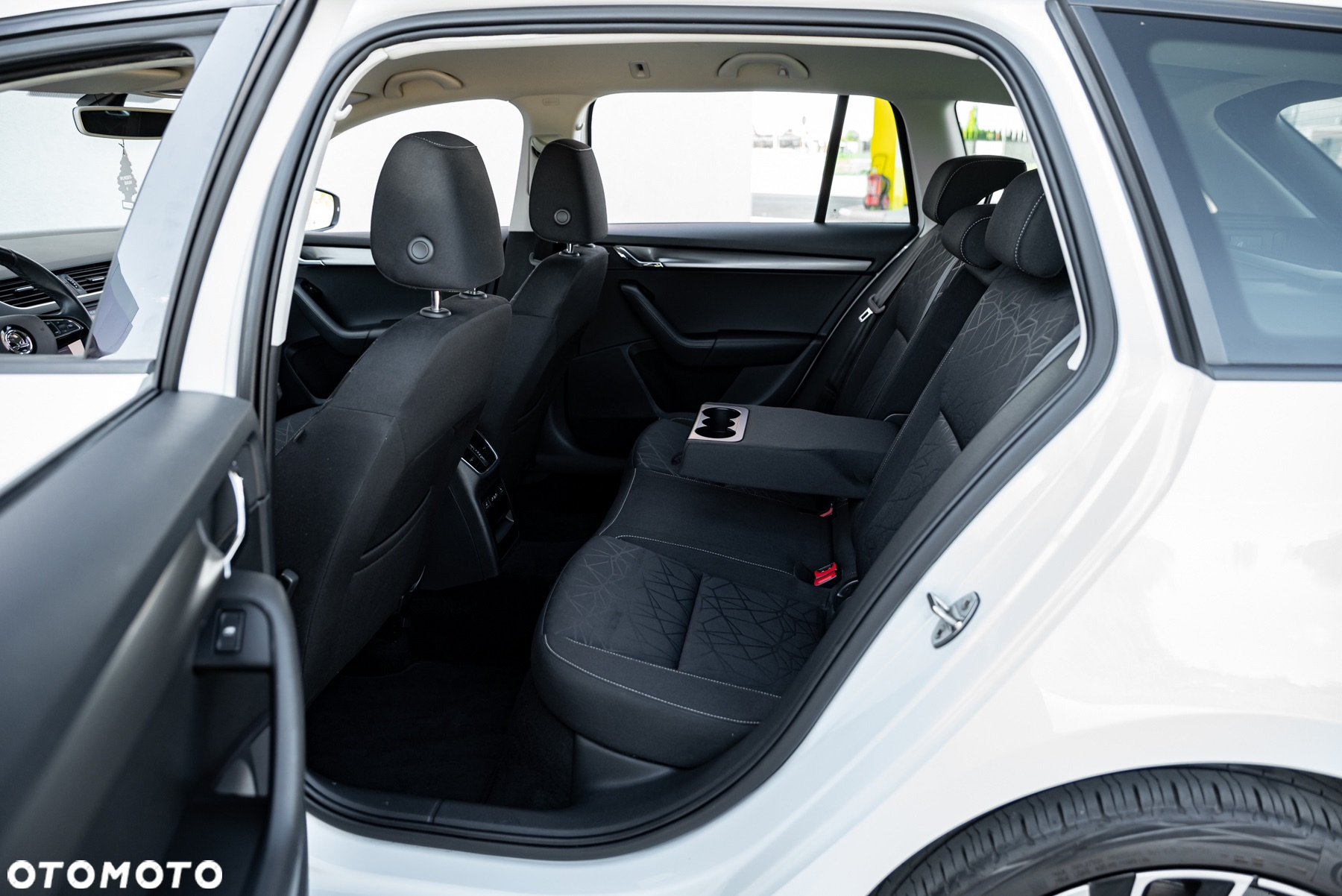 Skoda Octavia 2.0 TSI 4x4 Style DSG - 25