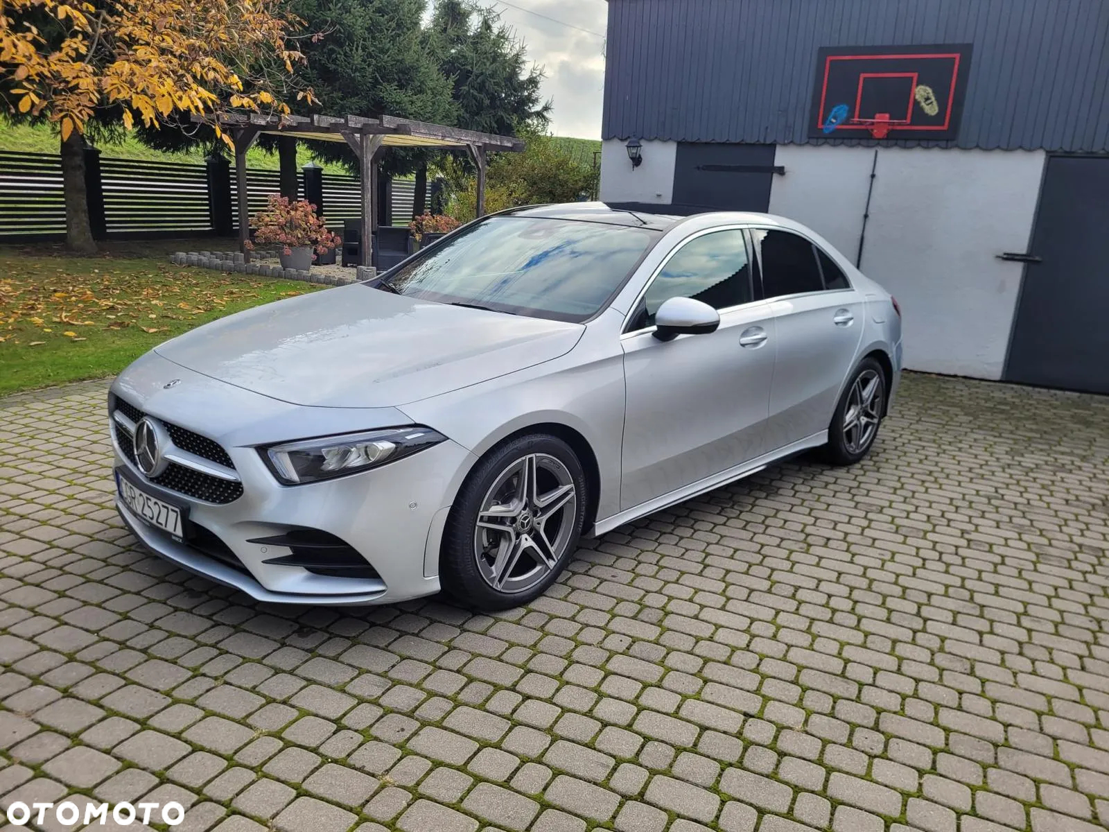 Mercedes-Benz Klasa A 180 d AMG Line 7G-DCT - 2
