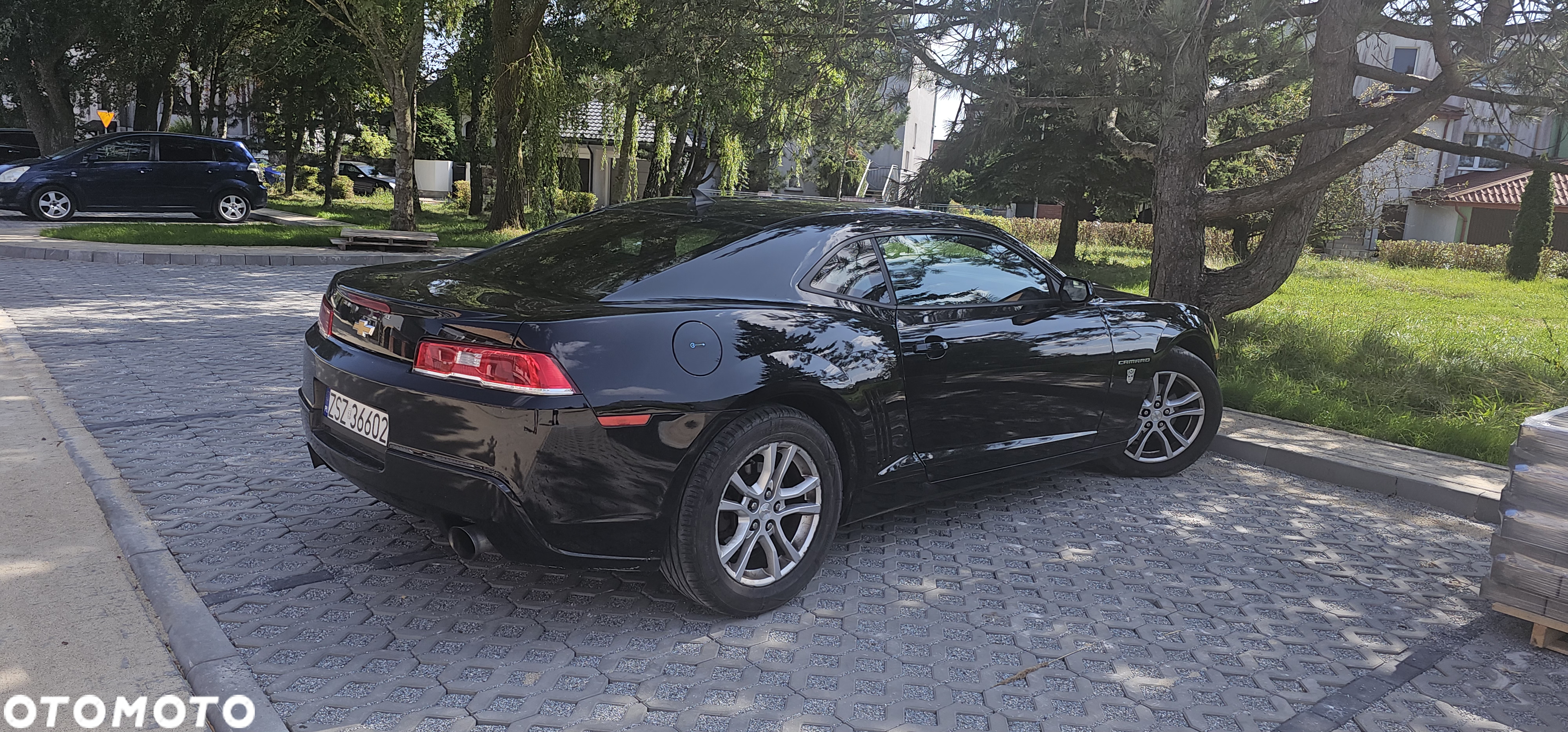 Chevrolet Camaro - 2