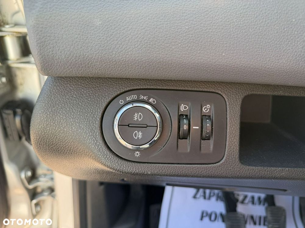 Opel Meriva - 15