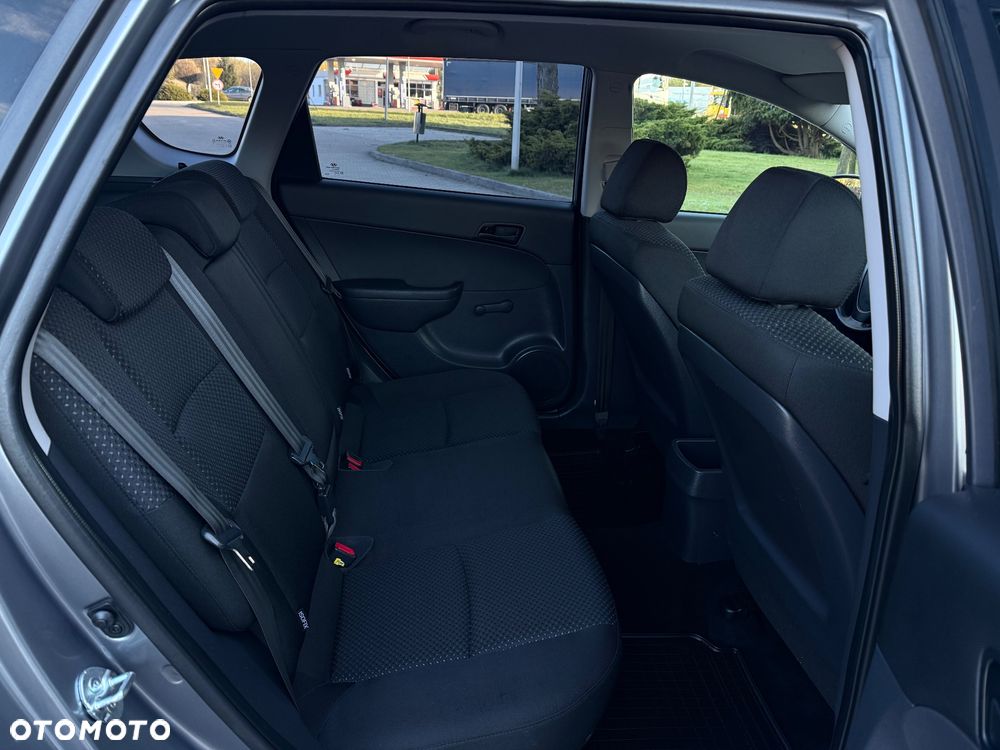 Hyundai i30 i30cw 1.6 Edition Plus - 33