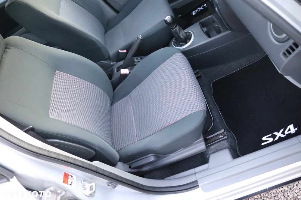 Suzuki SX4 1.6 VVT 4x4 Comfort - 27