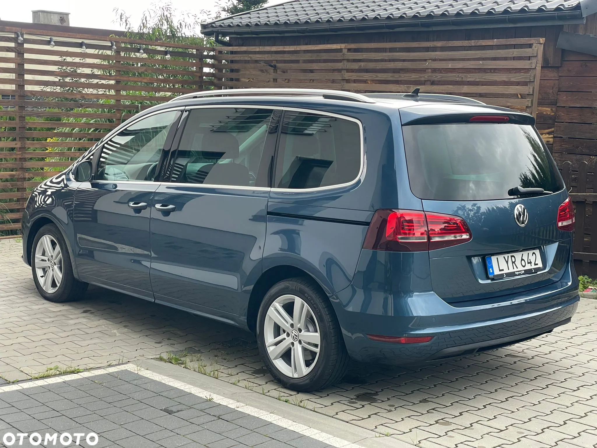 Volkswagen Sharan 2.0 TDI (BlueMotion Technology) Highline - 36