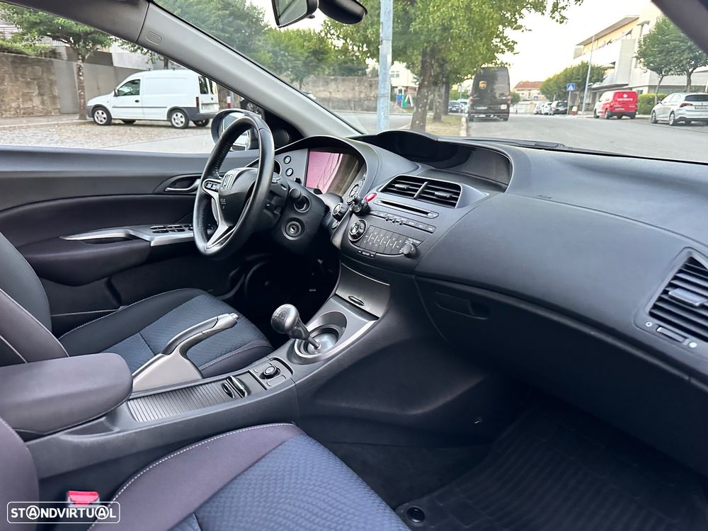 Honda Civic 1.4 i-VTEC Sport Edition - 52