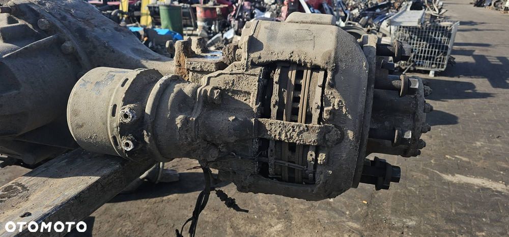 ZACISK HAMULCOWY TYŁ PRAWY VOLVO FE 300 22.5 E5 - 2