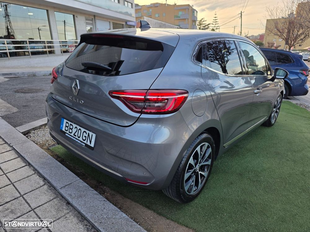Renault Clio - 29