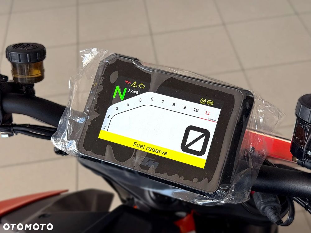 KTM Super Duke - 13