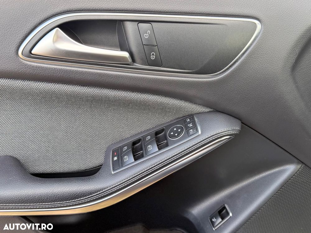 Mercedes-Benz GLA 200 d 4MATIC Aut. - 22