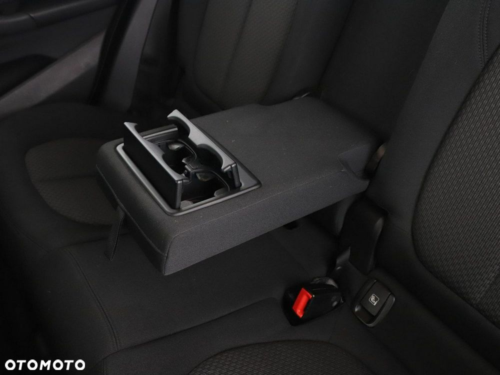 BMW X1 sDrive18d Advantage - 40