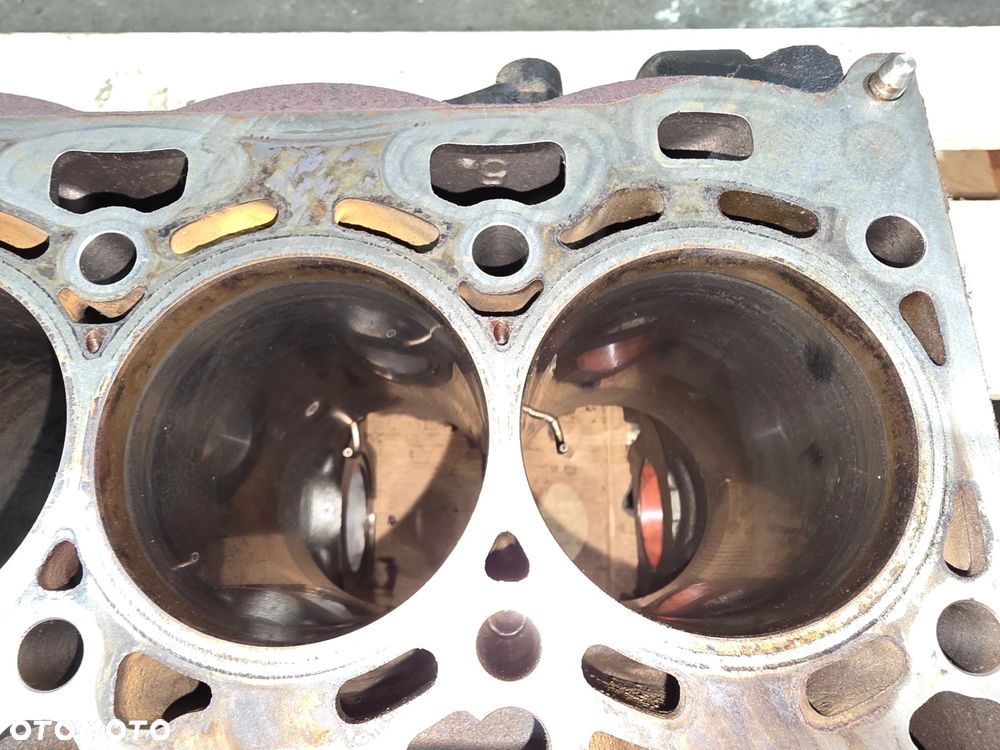BLOK SILNIKA AUDI VOLKSWAGEN SEAT SKODA 2.0 TDI CRL 03N023A 8/26 - 7