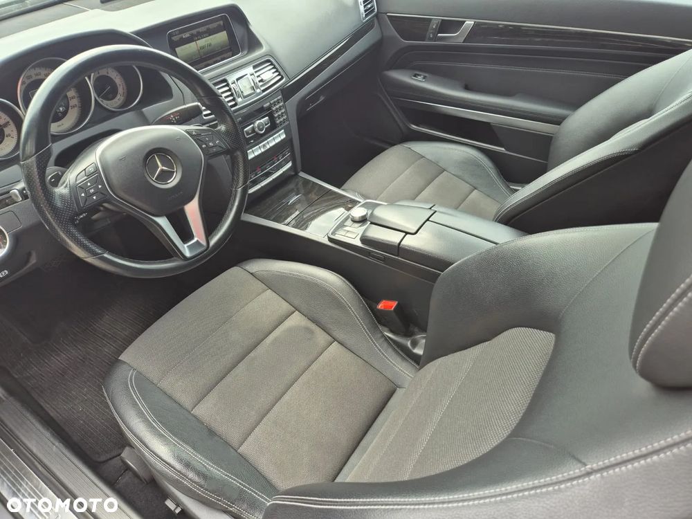 Mercedes-Benz Klasa E 250 7G-TRONIC - 13