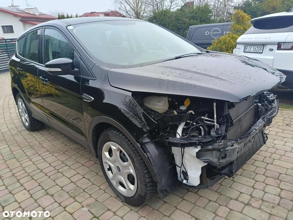 Ford Kuga 1.5 EcoBoost 2x4 Trend - 2