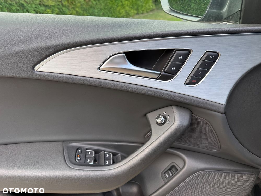 Audi A6 Avant - 16