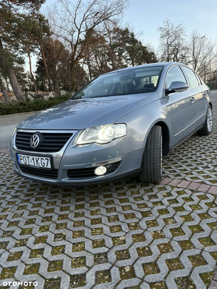 Volkswagen Passat - 6