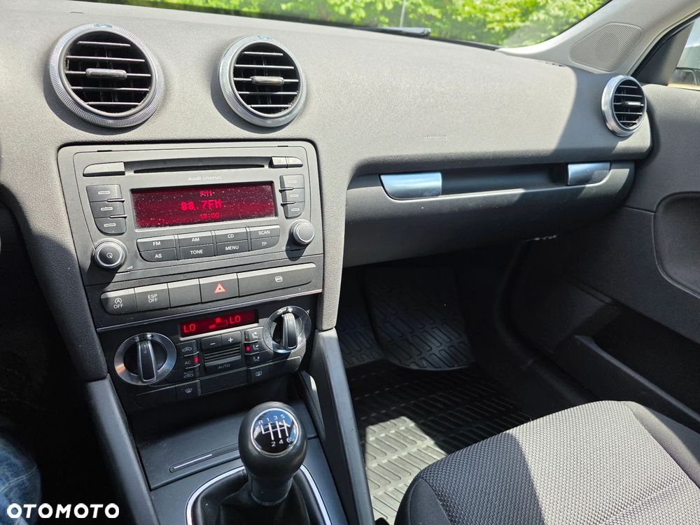 Audi A3 Sportback - 6