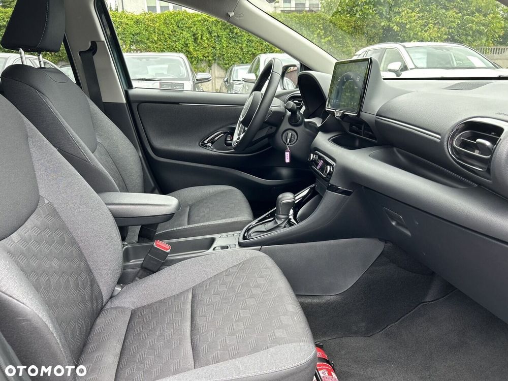 Toyota Yaris Hybrid 1.5 Style - 9