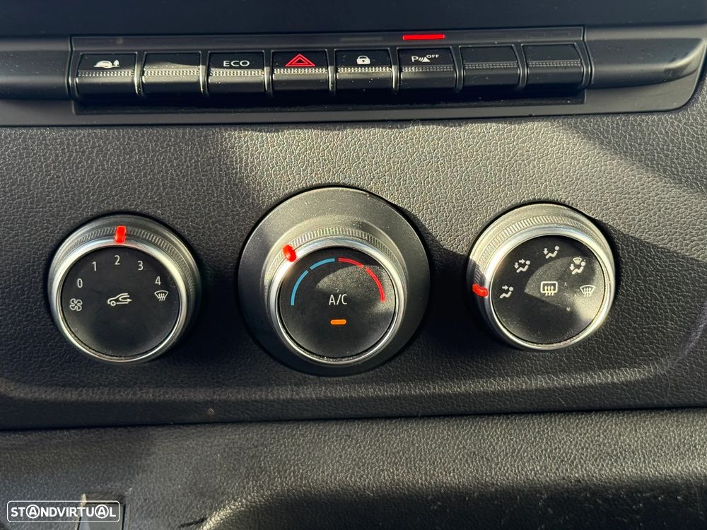 Renault MASTER 2.3 BLUE DCI 135HP L1H1 3L - 32