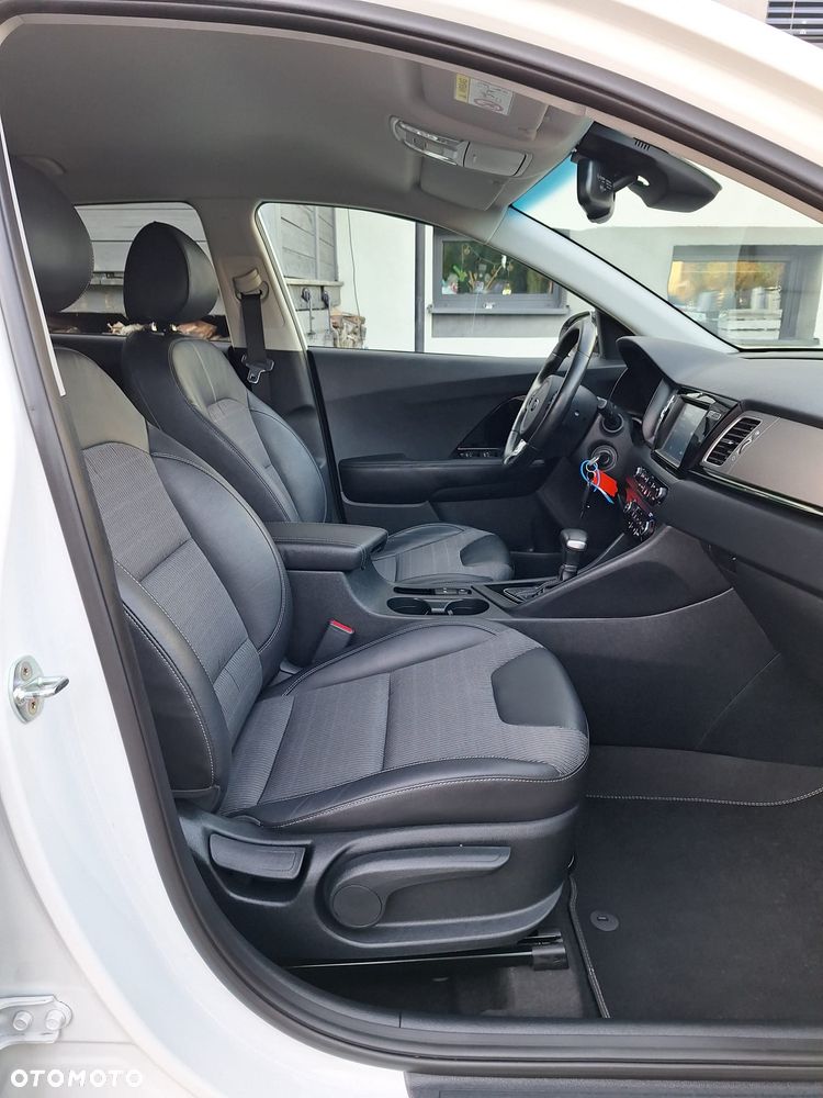 Kia Niro 1.6 GDI Hybrid XL - 31