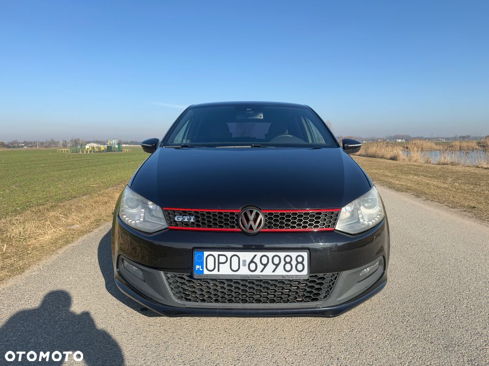 Volkswagen Polo 1.4 DSG GTI - 8