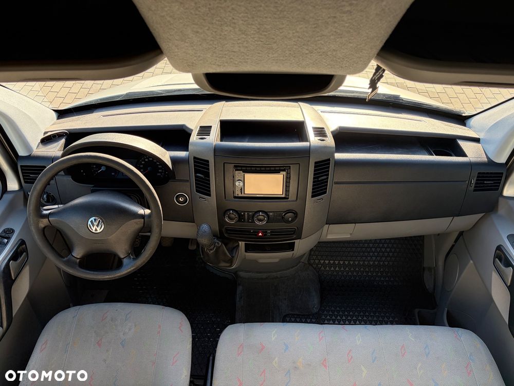 Volkswagen Crafter - 11