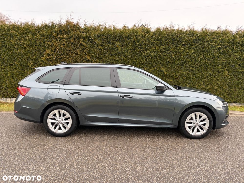 Skoda Octavia 2.0 TDI SCR Ambition DSG - 8