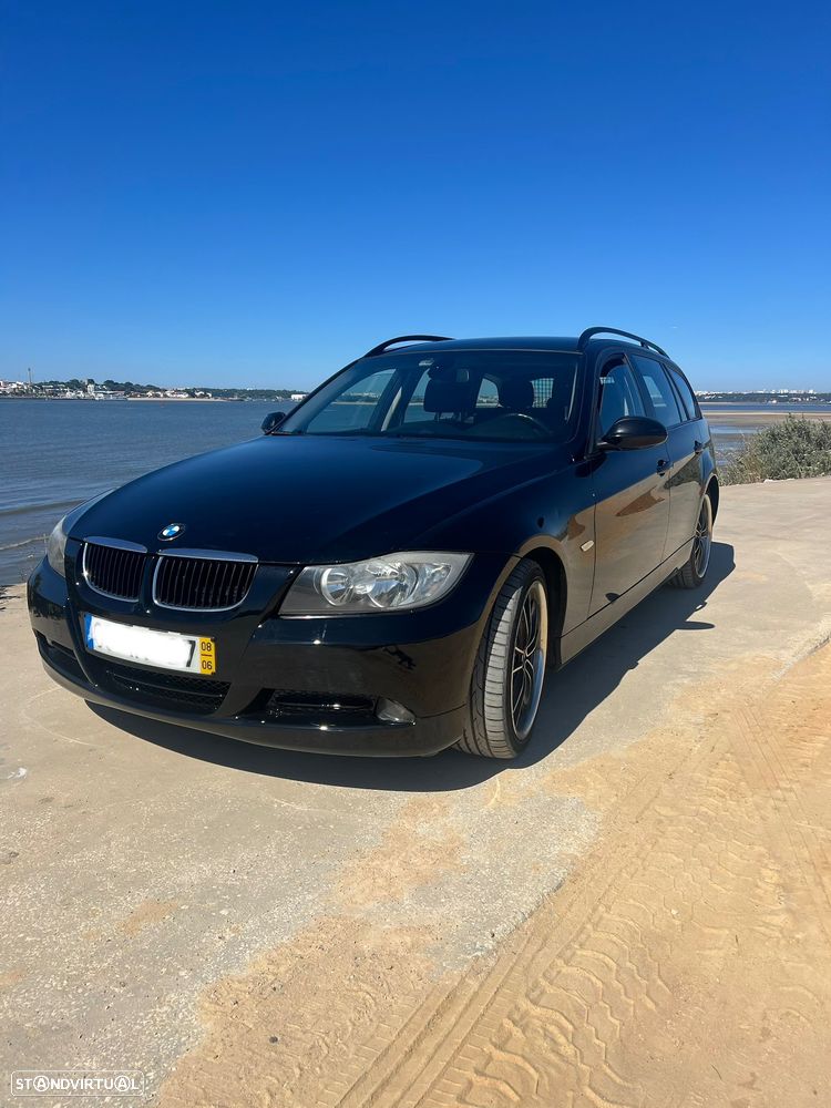 BMW 318 d Dynamic - 1