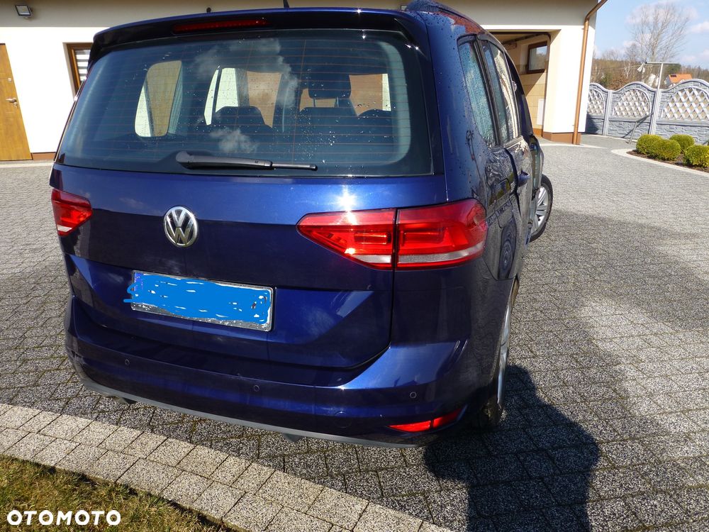Volkswagen Touran 2.0 TDI BMT Comfortline - 3