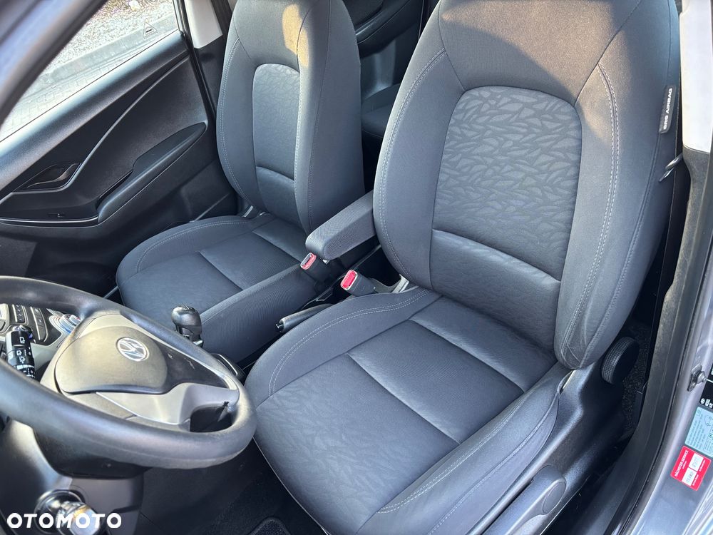 Hyundai ix20 1.4 Trend - 16