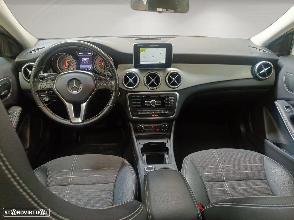 Mercedes-Benz GLA 200 (CDI) d 4Matic 7G-DCT - 10