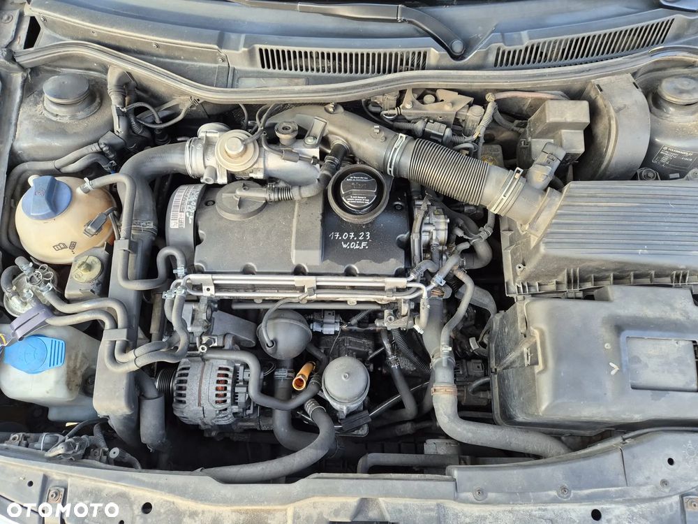 Volkswagen Golf 1.9 TDI Basis - 12
