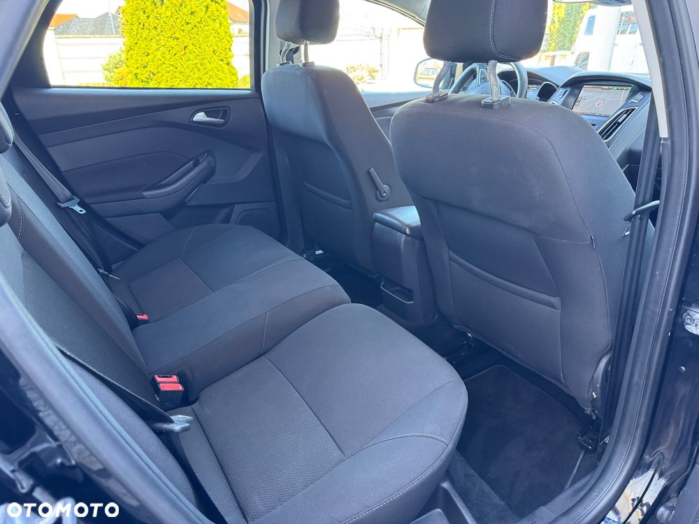 Ford Focus - 16