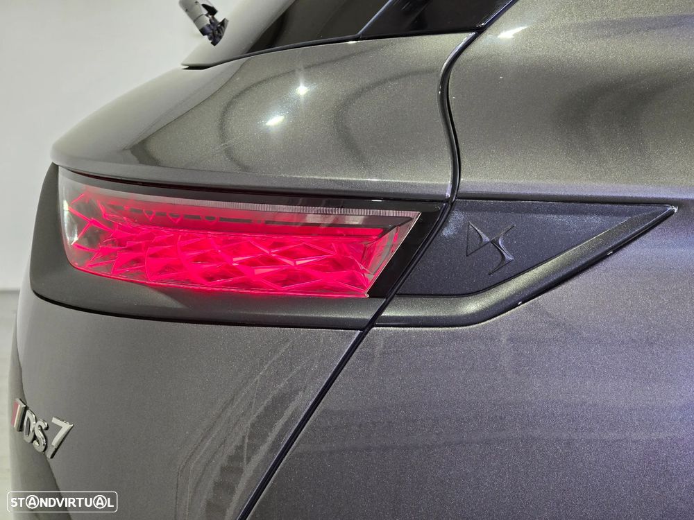 DS DS7 Crossback E-Tense Performance Line EAT8 - 29