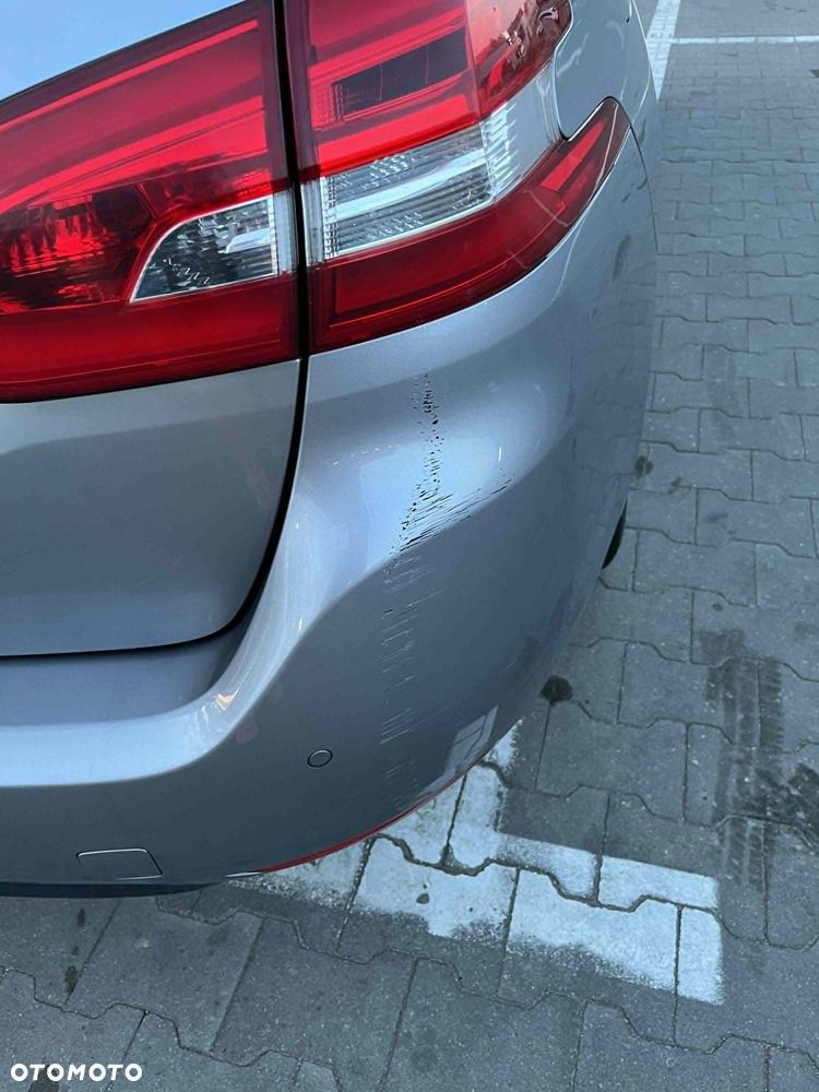 Peugeot 308 1.5 BlueHDi Active S&S EAT8 - 12